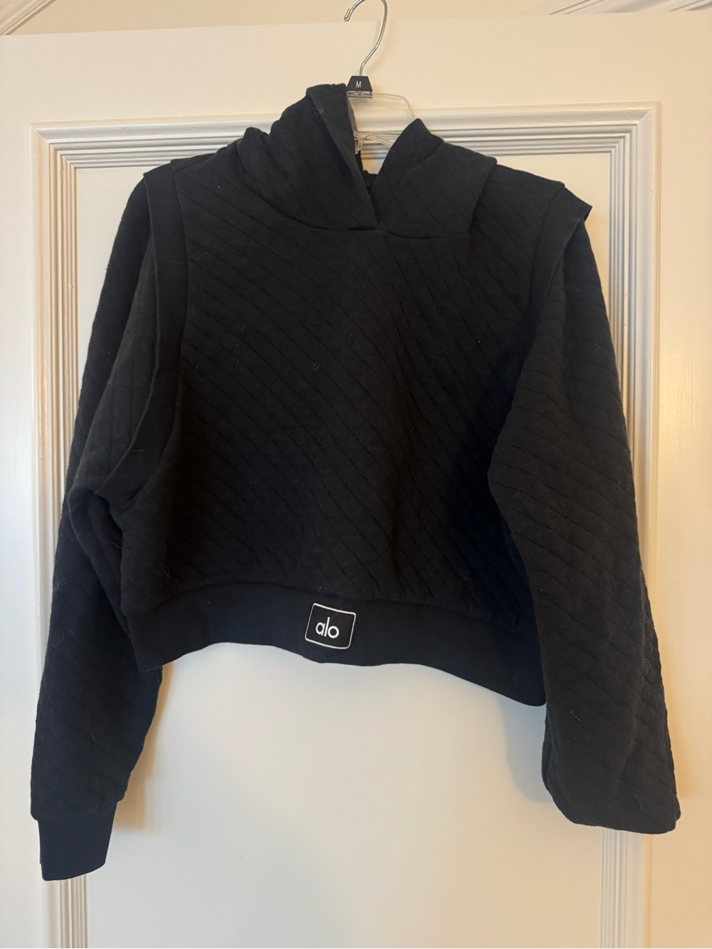 Alo Women’s Black Cropped Hoodie sz M - Picture 4 of 5